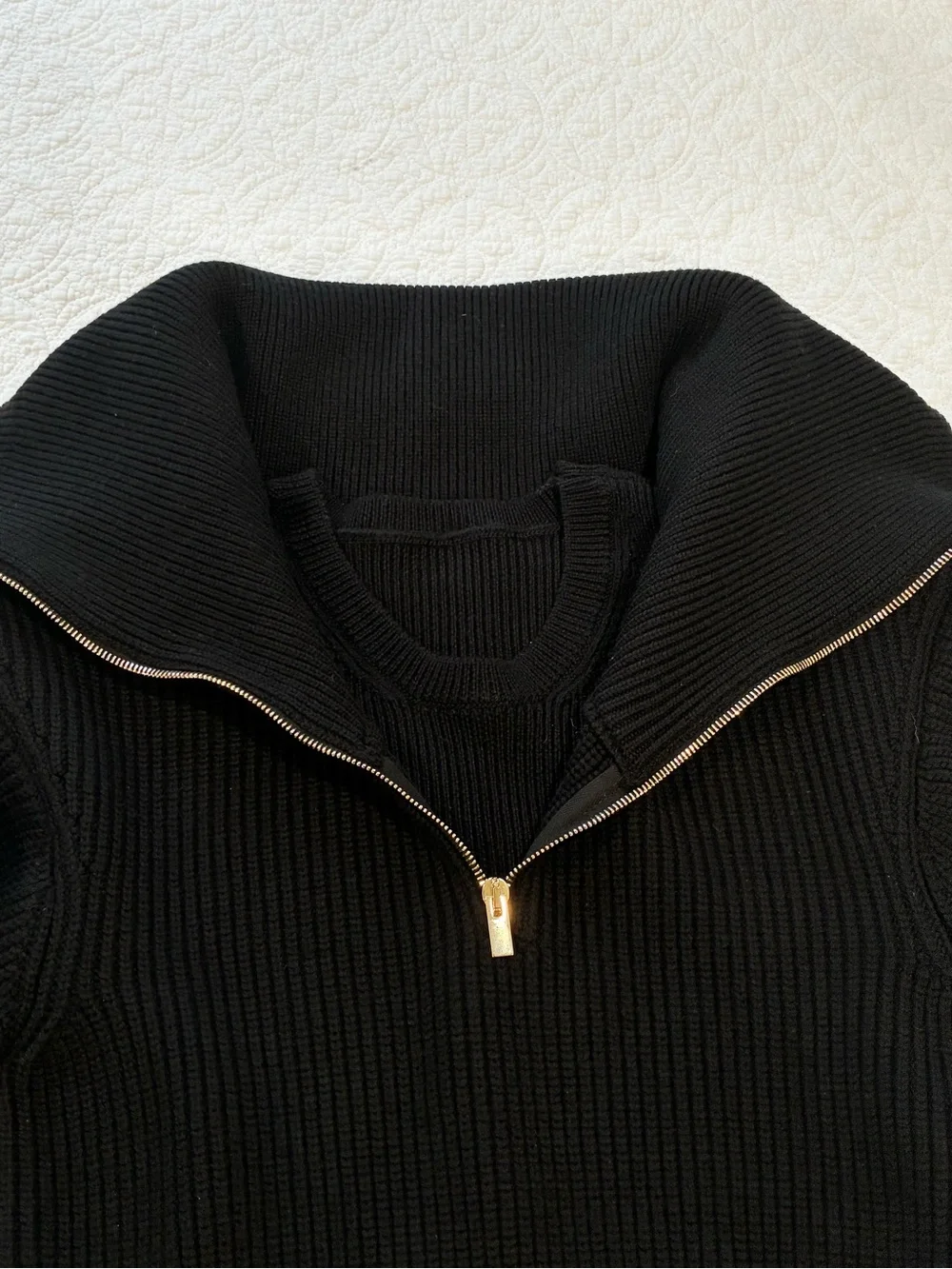 JACQUEMUS Black 100% Merino Wool La Maille Risoul Half Zip Cropped Sweater Sz 40